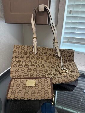 Michael Kors Brown Signature Logo Tote with Cream Straps and Matching Wallet